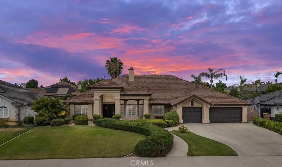 13206 Monarch Palm Bakersfield, CA 93314
