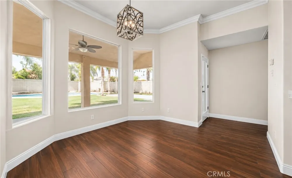 13206 Monarch Palm Bakersfield, CA 93314