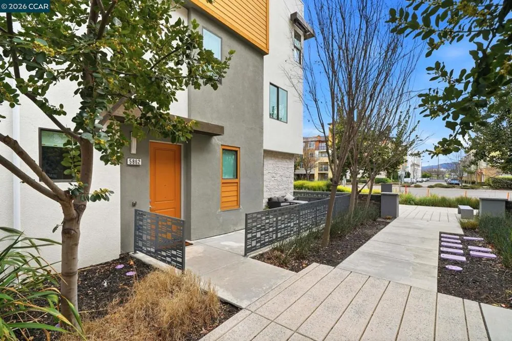 5862 Cadence Ave Dublin, CA 94568