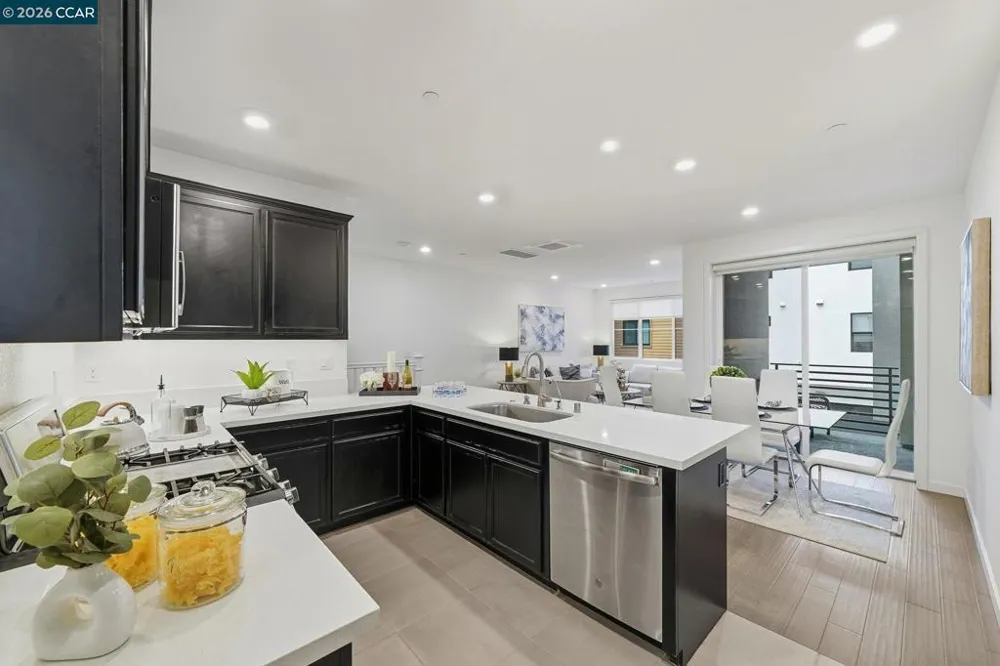 5862 Cadence Ave Dublin, CA 94568