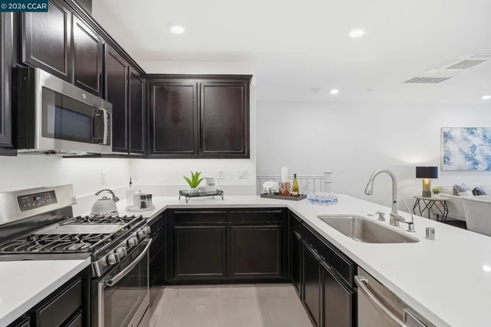 5862 Cadence Ave Dublin, CA 94568