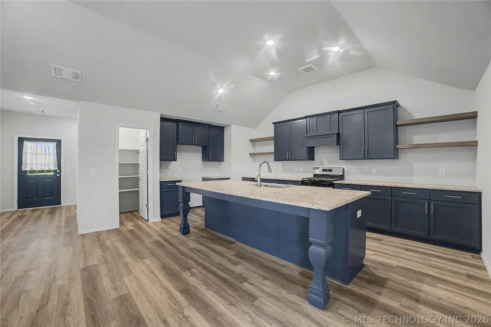 7402 E 89th Street Owasso, OK 74055