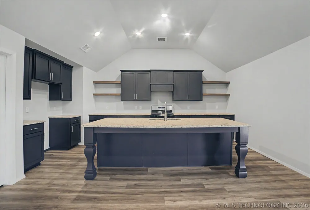7402 E 89th Street Owasso, OK 74055