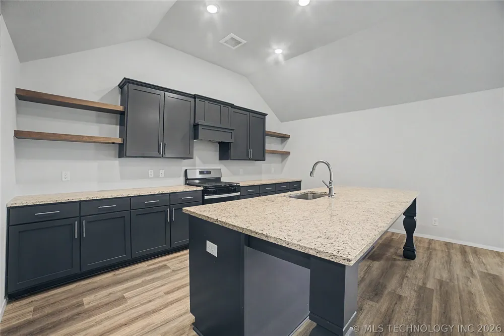 7402 E 89th Street Owasso, OK 74055
