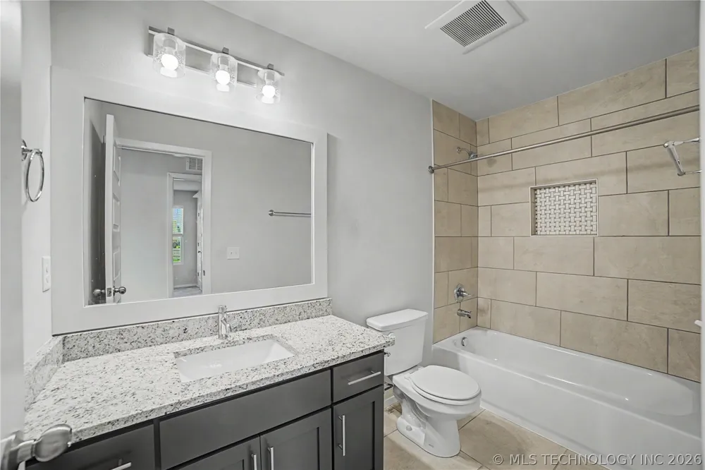 7402 E 89th Street Owasso, OK 74055