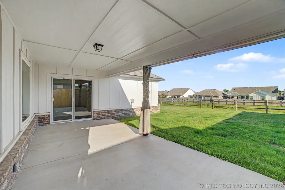 7402 E 89th Street Owasso, OK 74055
