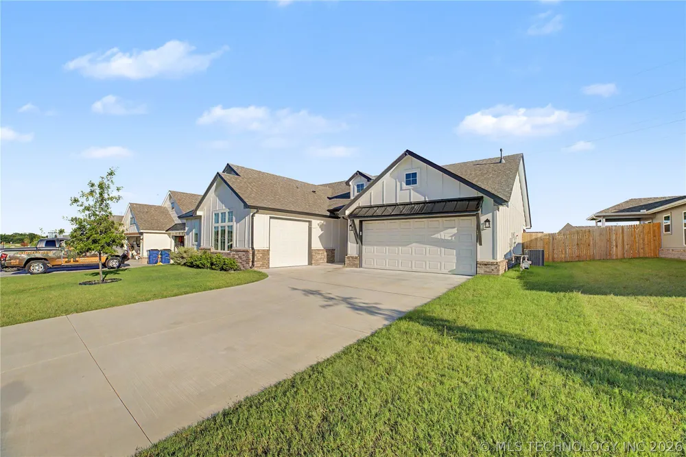 7402 E 89th Street Owasso, OK 74055