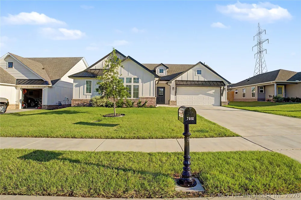 7402 E 89th Street Owasso, OK 74055