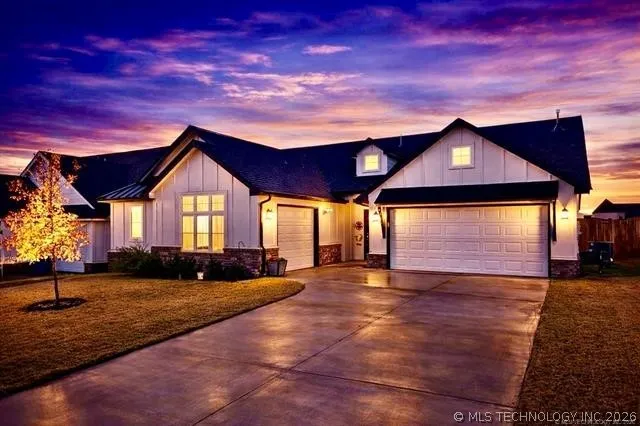 7402 E 89th Street Owasso, OK 74055