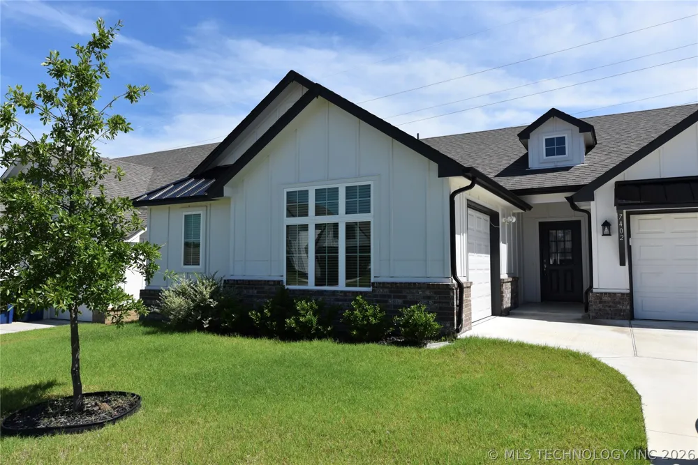 7402 E 89th Street Owasso, OK 74055