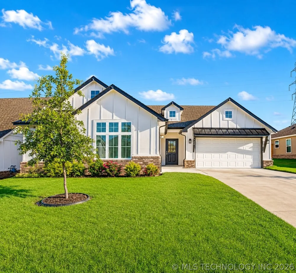 7402 E 89th Street Owasso, OK 74055