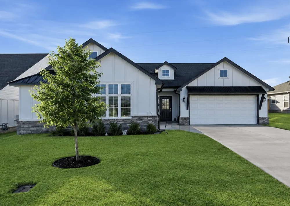 7402 E 89th Street Owasso, OK 74055