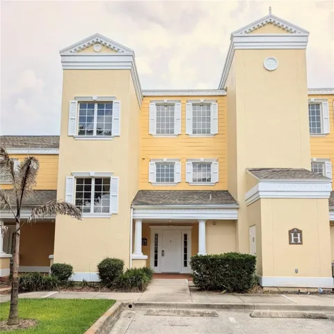 1338 SEVEN EAGLES COURT #202