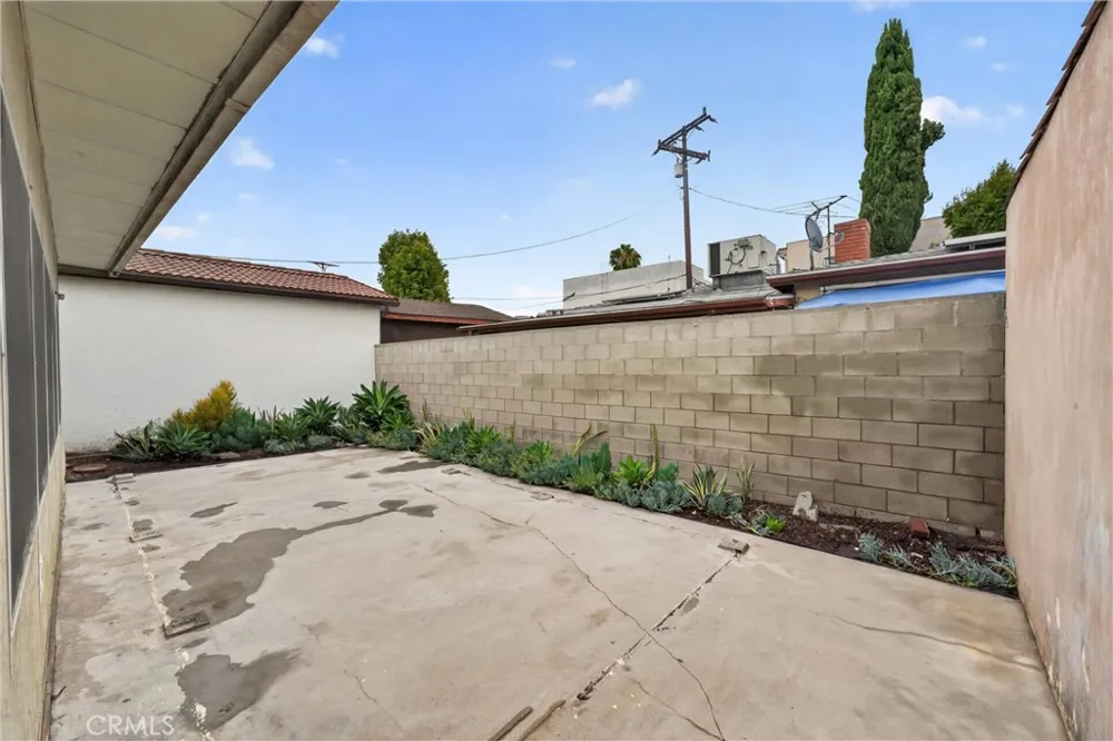 300 Marengo Ave Alhambra, CA 91801