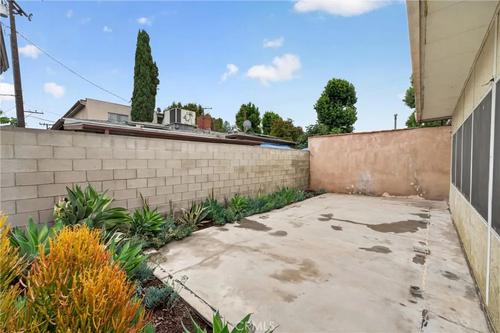 300 Marengo Ave Alhambra, CA 91801