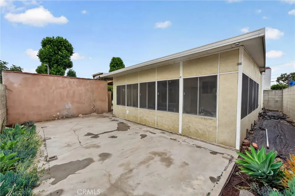 300 Marengo Ave Alhambra, CA 91801