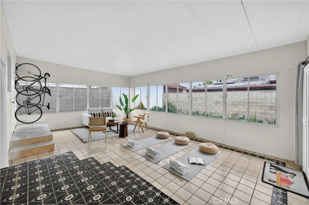 300 Marengo Ave Alhambra, CA 91801