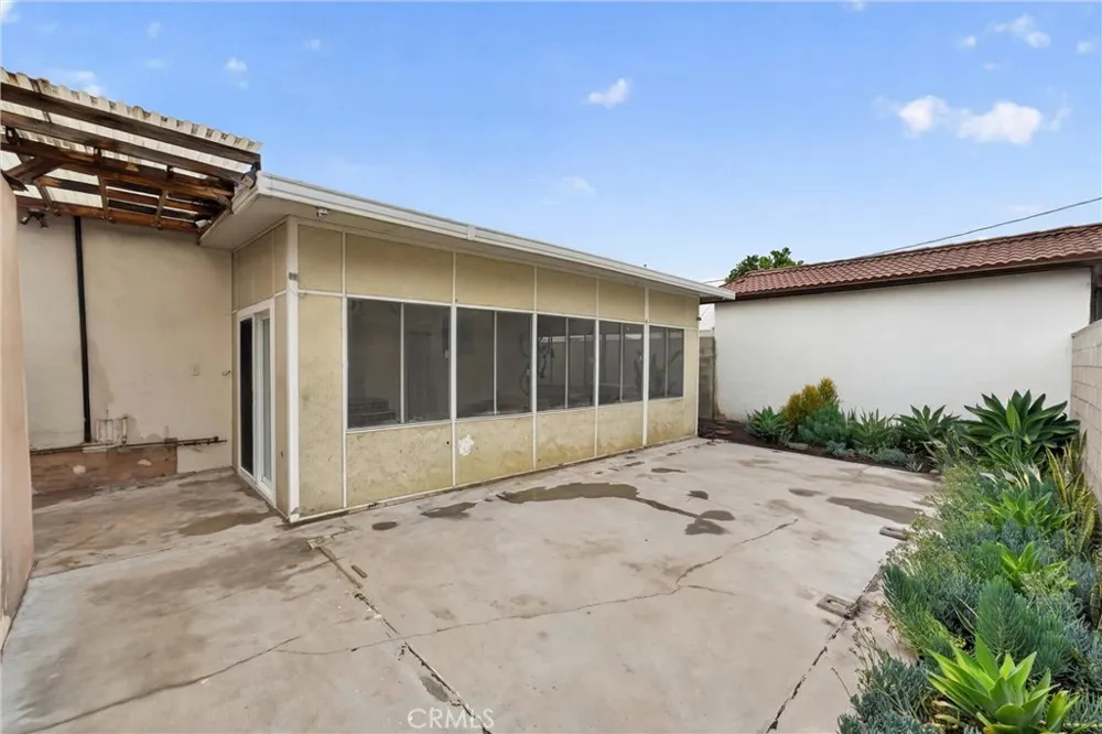 300 Marengo Ave Alhambra, CA 91801