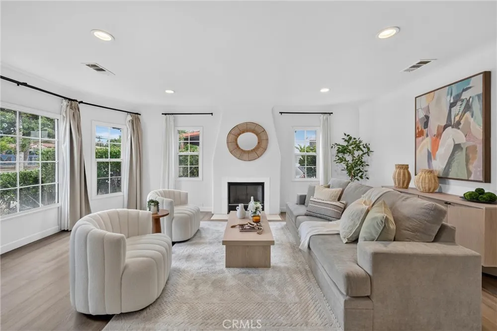 300 Marengo Ave Alhambra, CA 91801