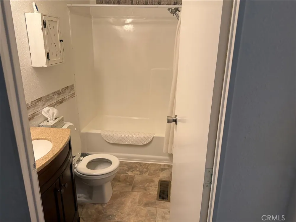 10564 Frontier Cherry Valley, CA 92223