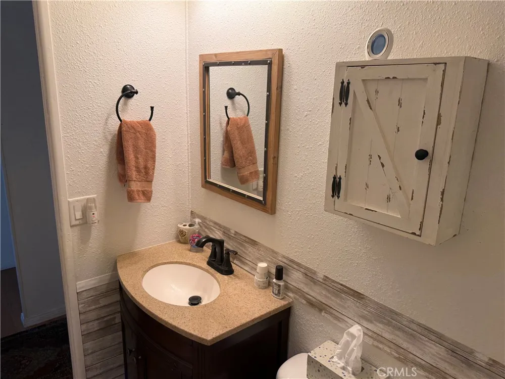 10564 Frontier Cherry Valley, CA 92223
