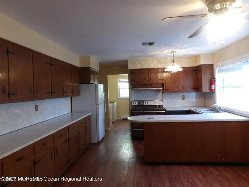 1477 Route 9 Howell, NJ 07731