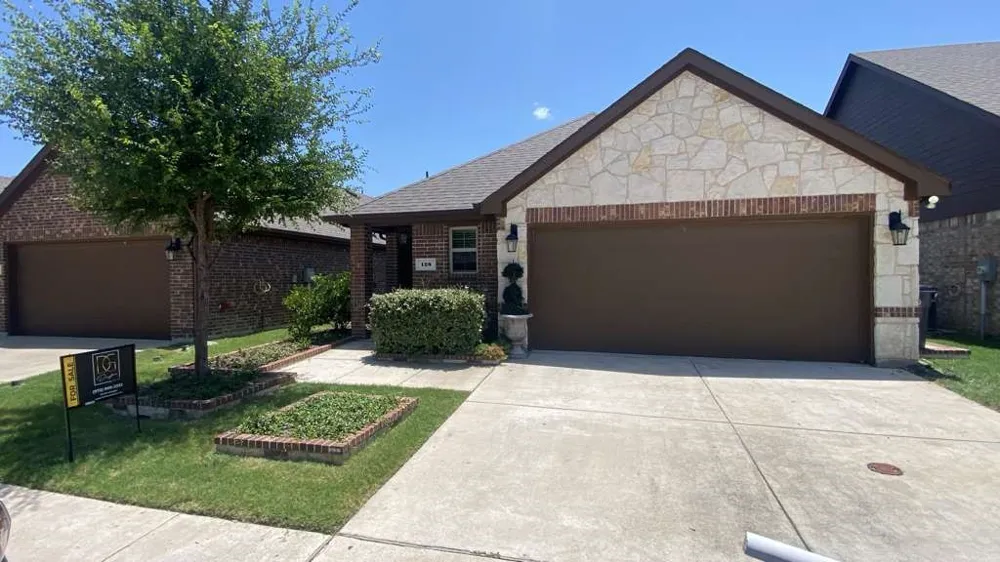 128 Morgan Drive Red Oak, TX 75154