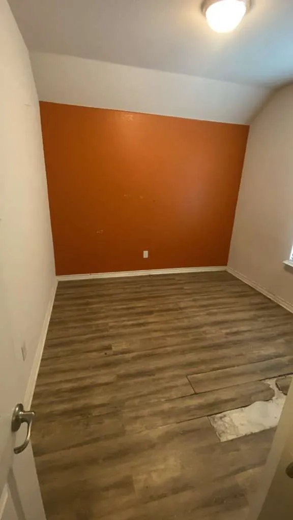 128 Morgan Drive Red Oak, TX 75154