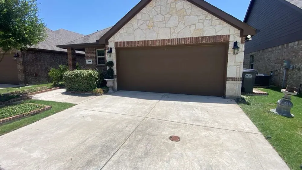 128 Morgan Drive Red Oak, TX 75154