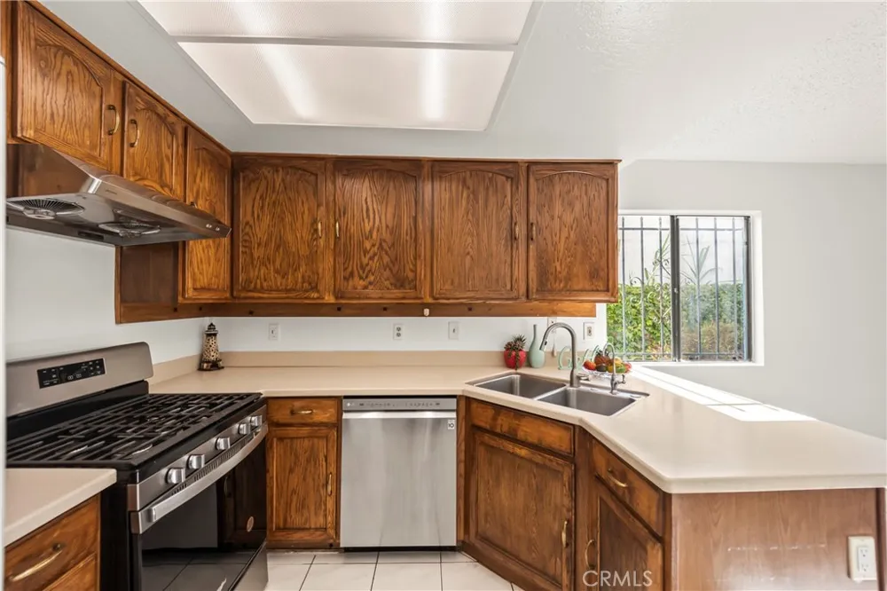 9051 BIOLA LANE Garden Grove, CA 92844