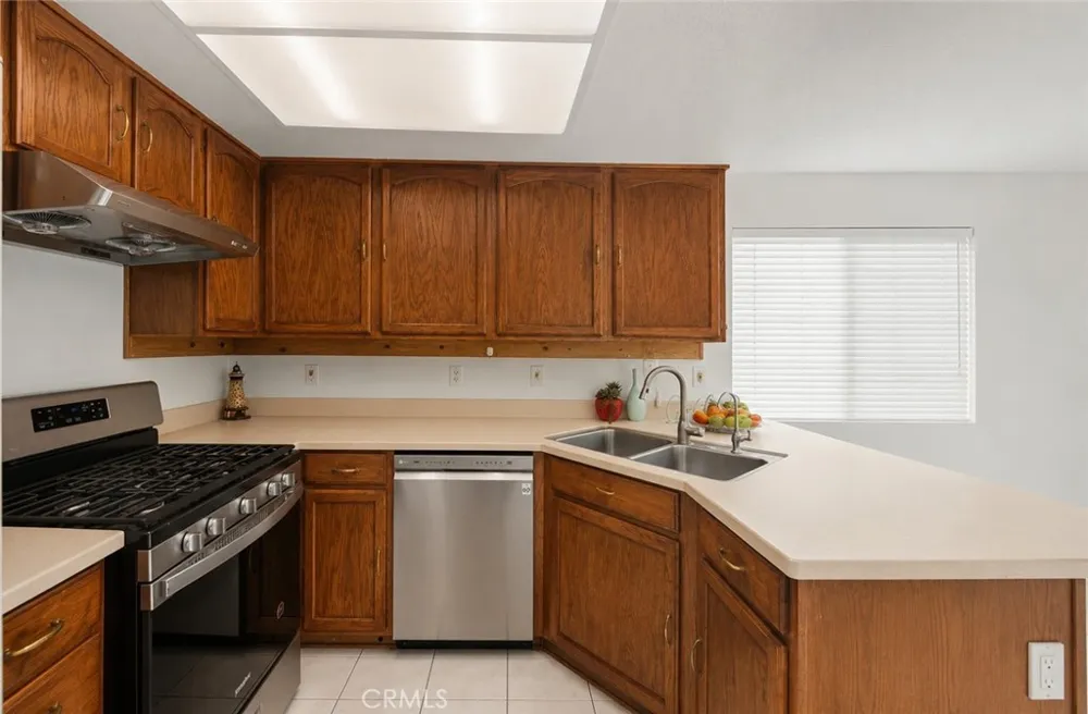 9051 BIOLA LANE Garden Grove, CA 92844