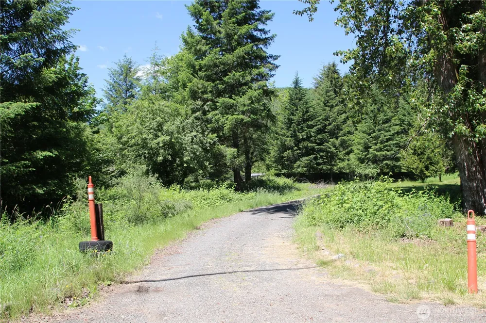 699 State Route 7 Morton, WA 98356
