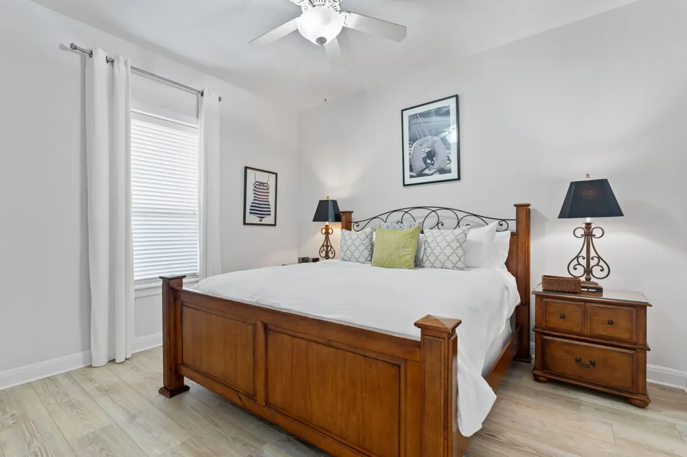 101 West Bank #33 Horseshoe Bay, TX 78657