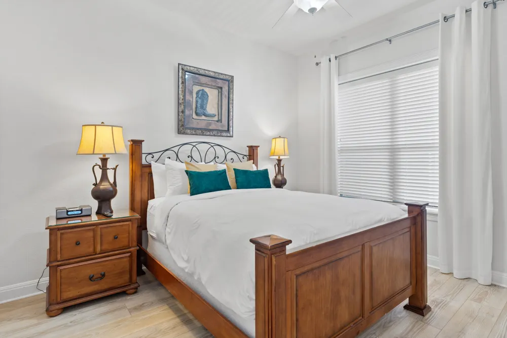 101 West Bank #33 Horseshoe Bay, TX 78657