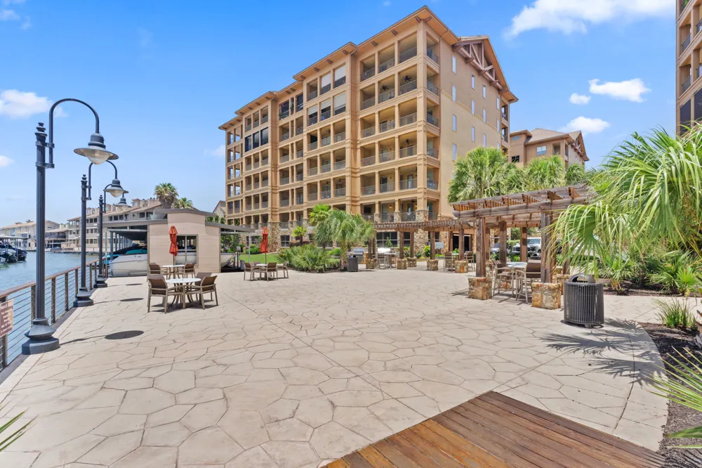101 West Bank #33 Horseshoe Bay, TX 78657
