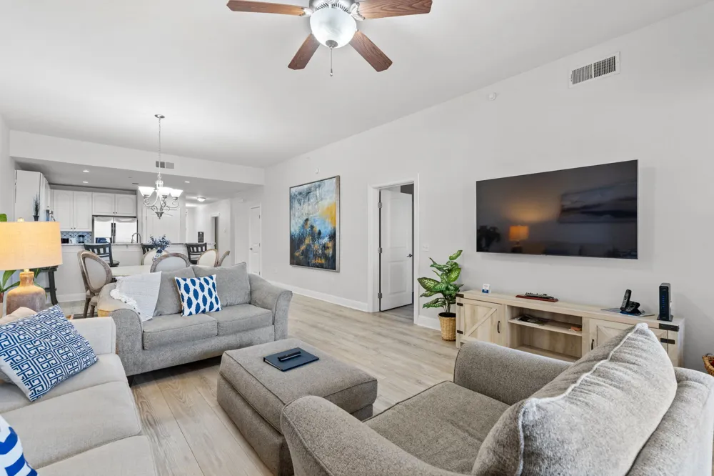 101 West Bank #33 Horseshoe Bay, TX 78657