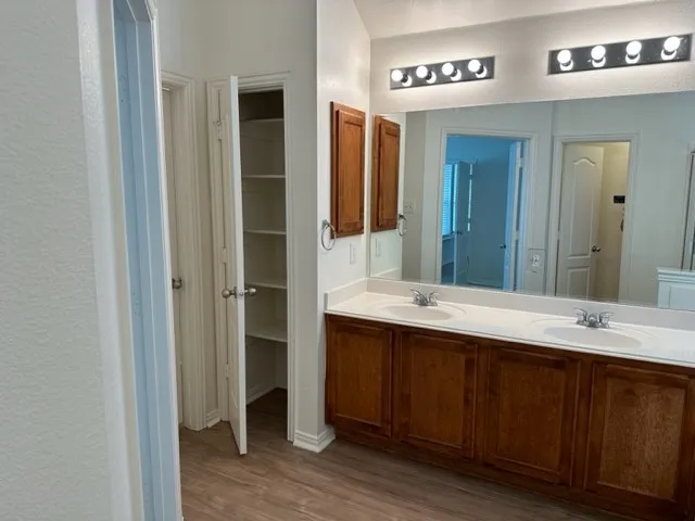 1438 Bull Horn Loop Round Rock, TX 78665