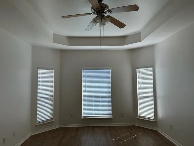 1438 Bull Horn Loop Round Rock, TX 78665