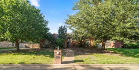1005 Cheyenne Trail