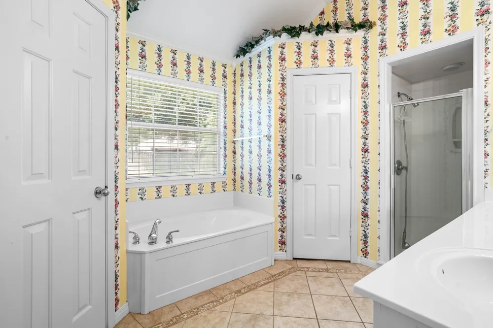 1005 Cheyenne Trail Hewitt, TX 76643