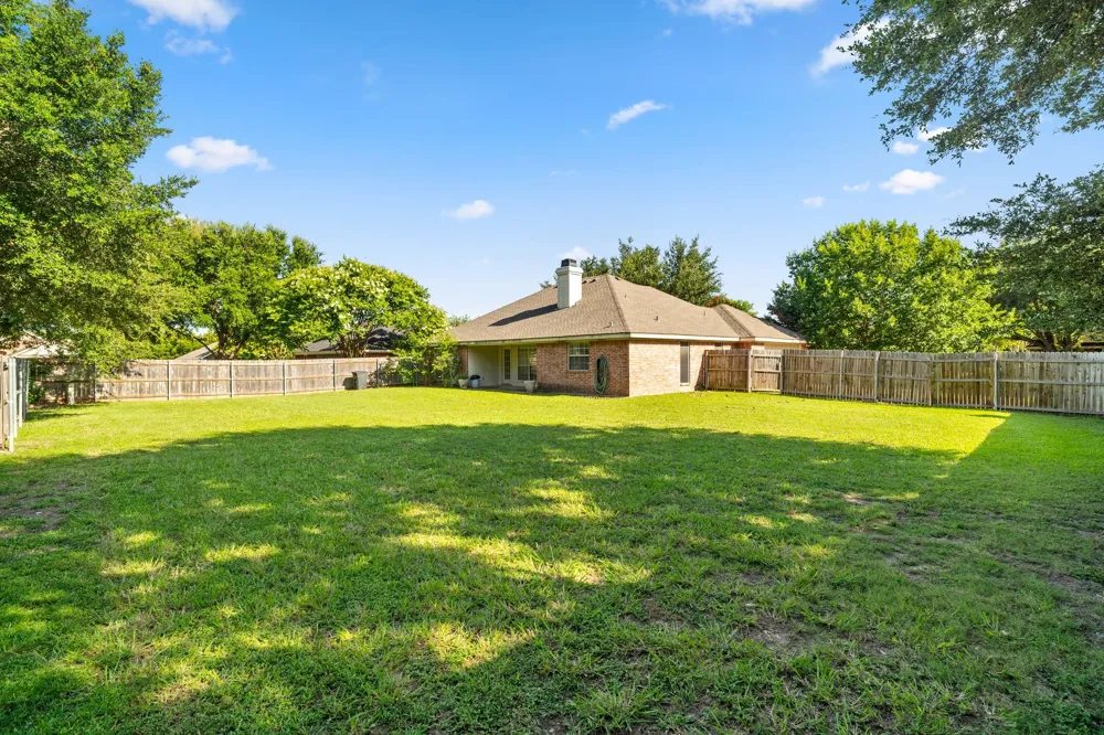 1005 Cheyenne Trail Hewitt, TX 76643