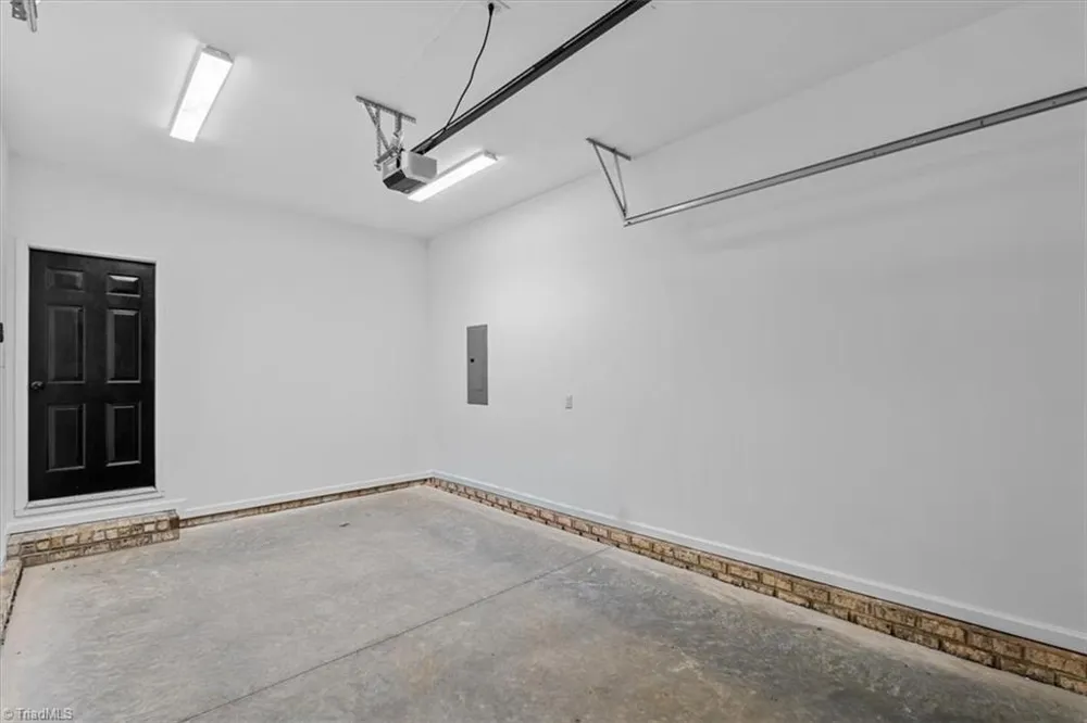 655 Woodland Circle Asheboro, NC 27203