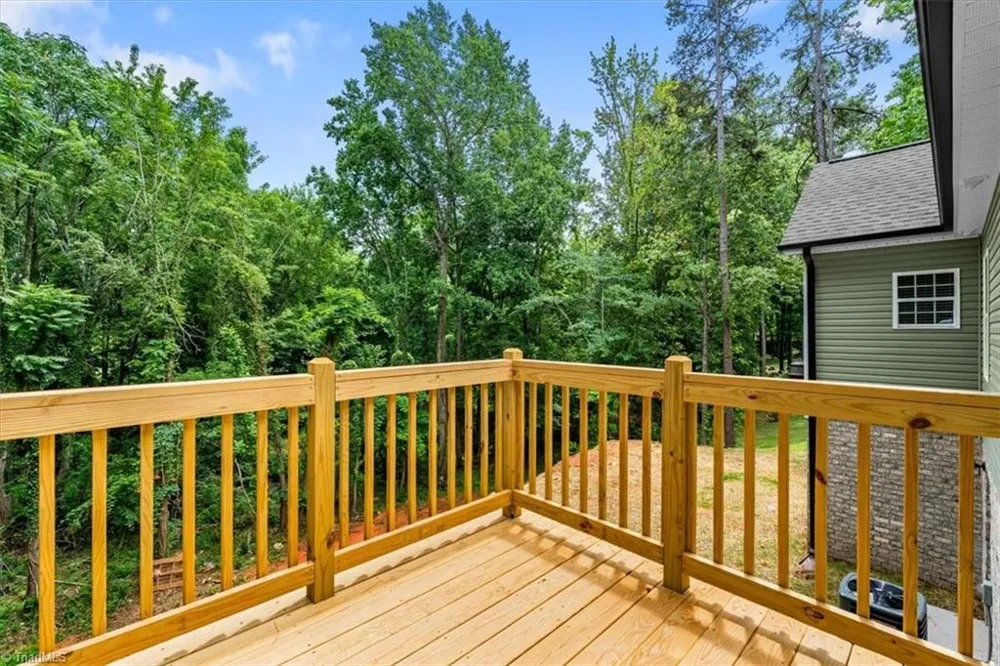 655 Woodland Circle Asheboro, NC 27203