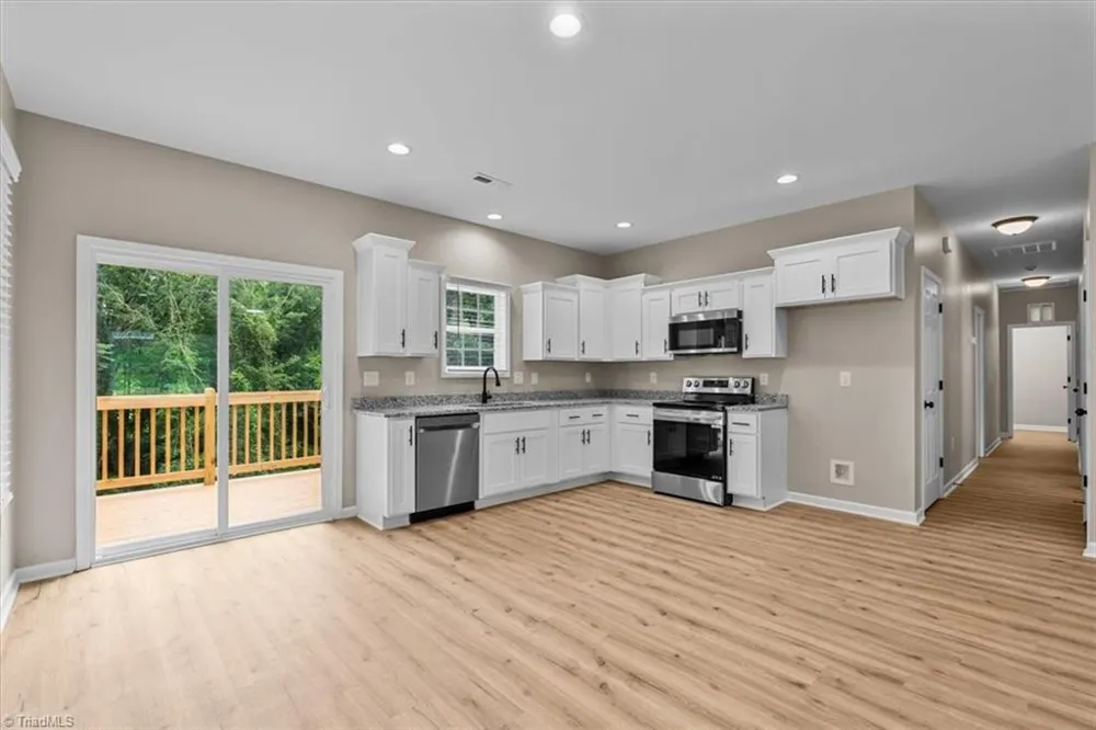 655 Woodland Circle Asheboro, NC 27203