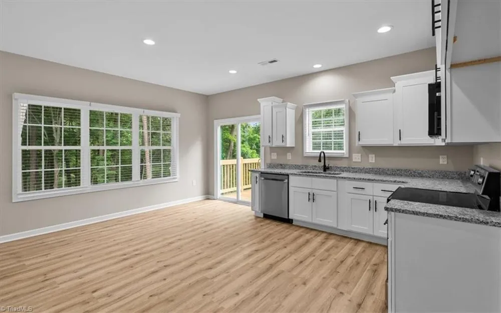 655 Woodland Circle Asheboro, NC 27203
