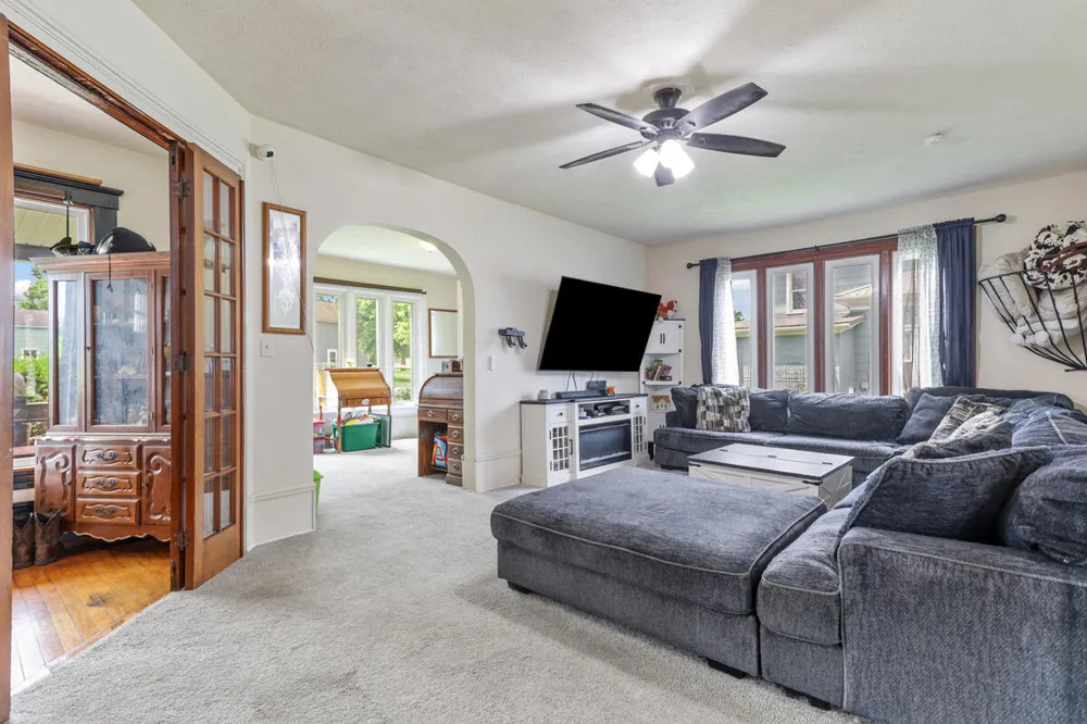 114 W Leigh Street Homer Village, MI 49245