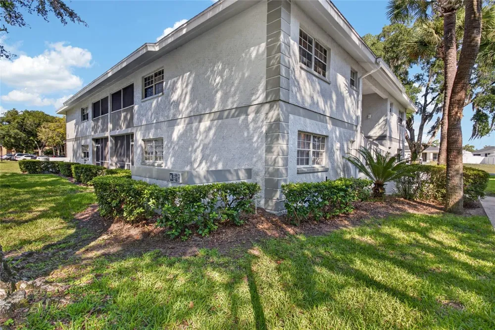 563 MIDWAY TRAK #K102 ocala, FL 34472