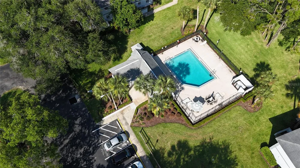 563 MIDWAY TRAK #K102 ocala, FL 34472
