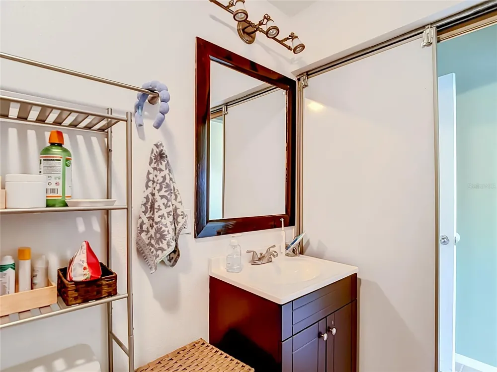 5100 BURCHETTE ROAD #3802 Tampa, FL 33647