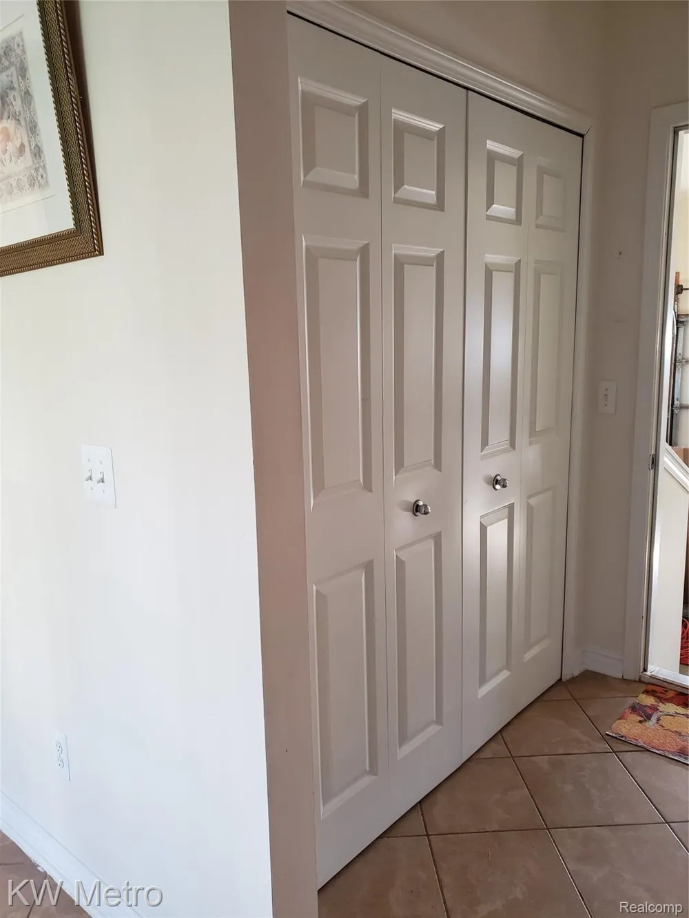 1227 LETICA DRIVE Rochester City, MI 48307